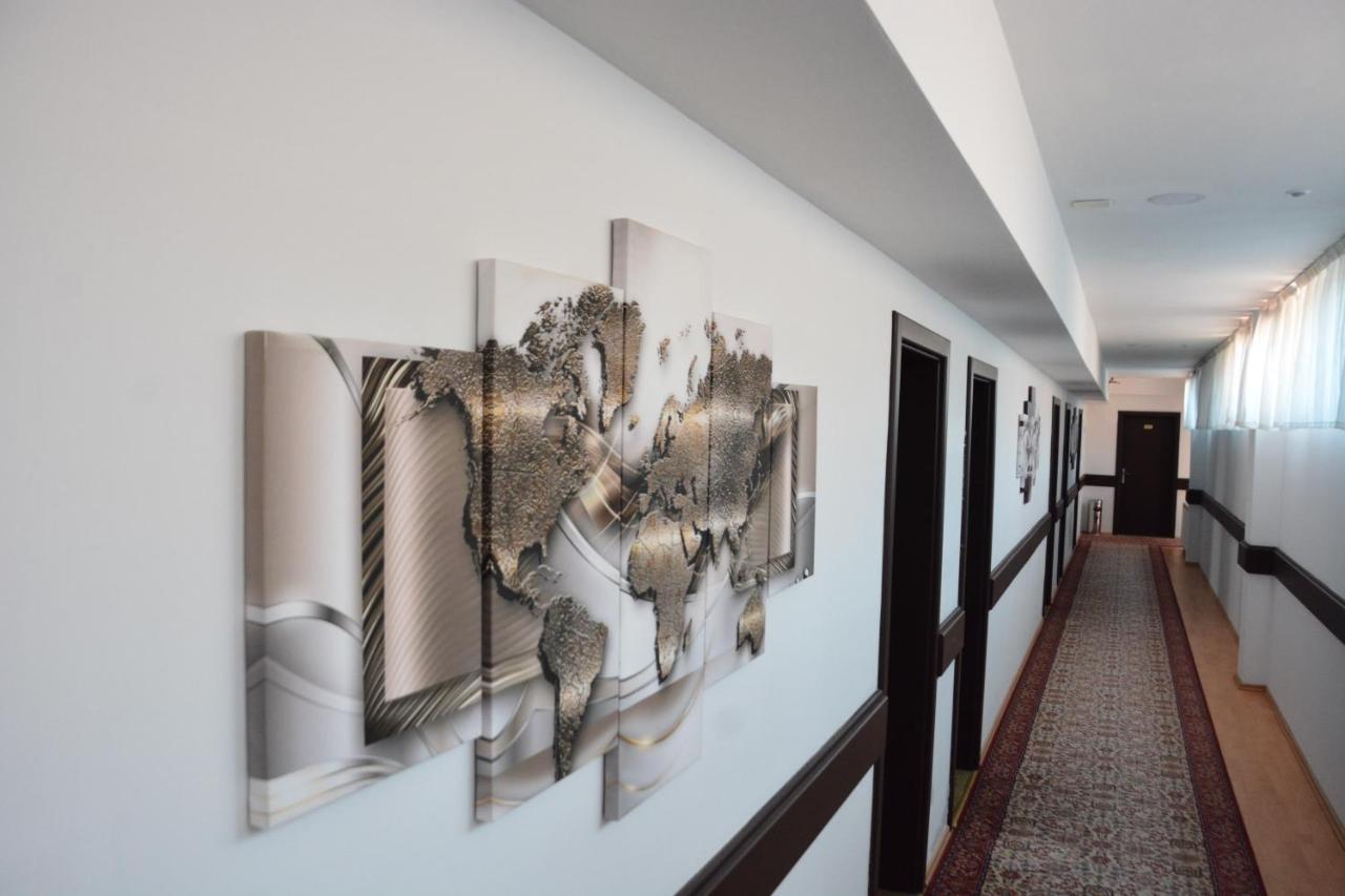 Kičevo Arabella Hotel מראה חיצוני תמונה