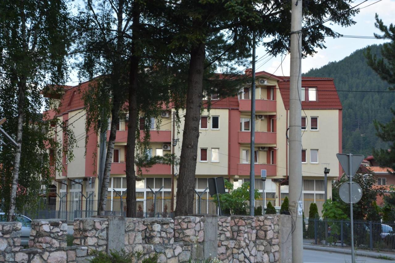 Kičevo Arabella Hotel מראה חיצוני תמונה
