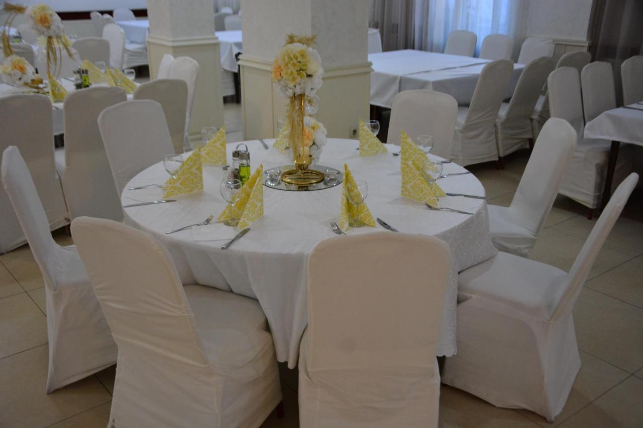 Kičevo Arabella Hotel מראה חיצוני תמונה