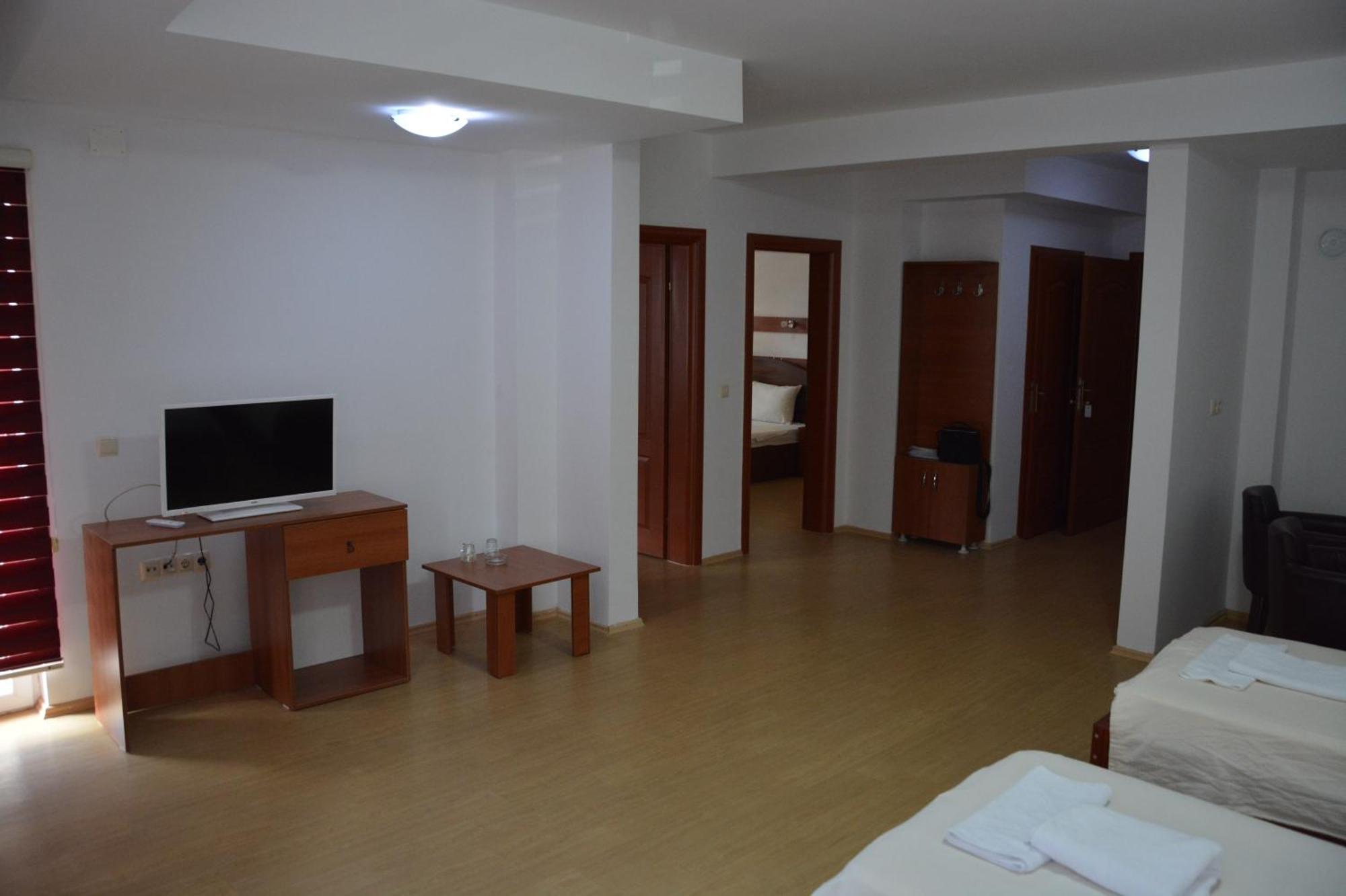 Kičevo Arabella Hotel מראה חיצוני תמונה