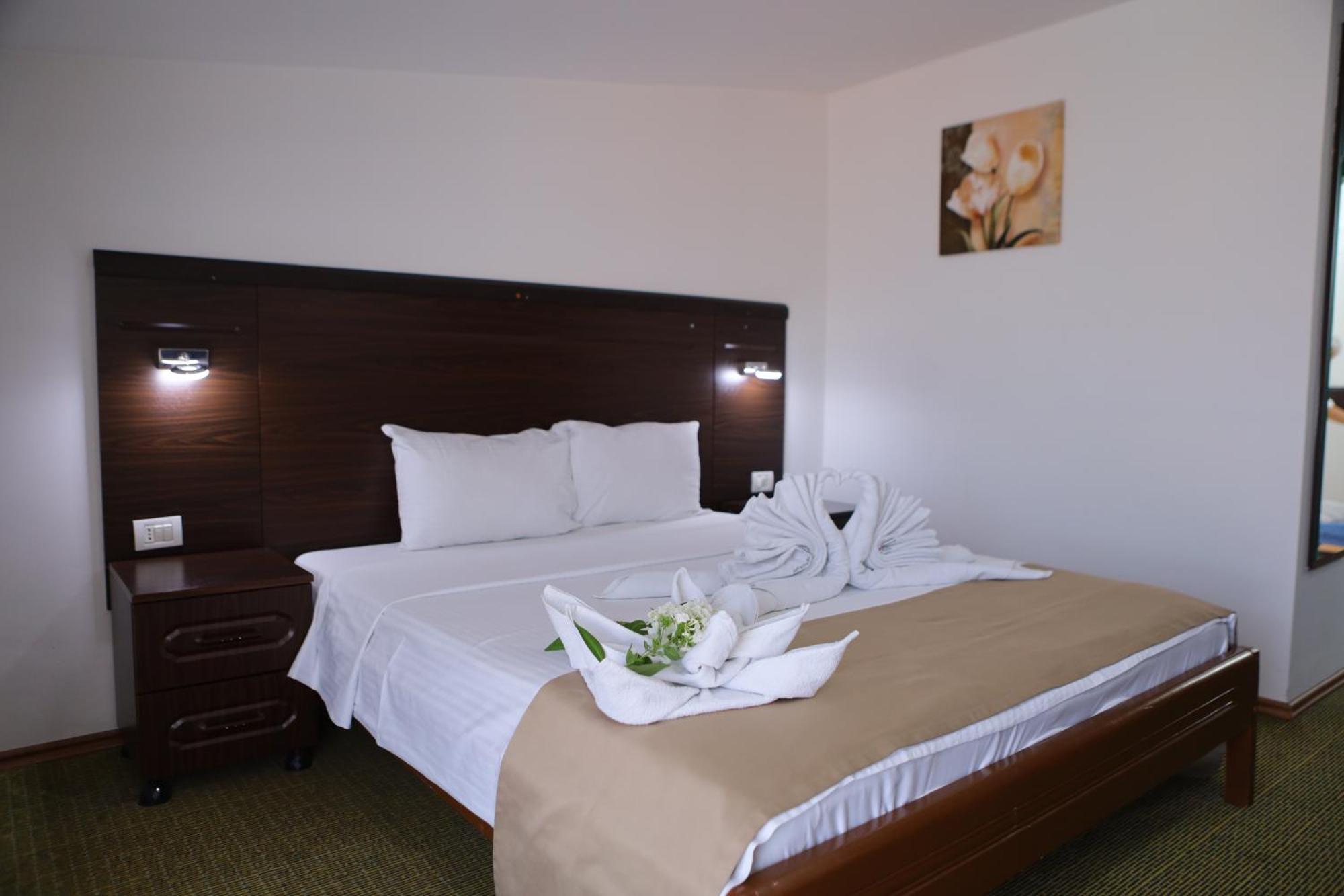 Kičevo Arabella Hotel מראה חיצוני תמונה