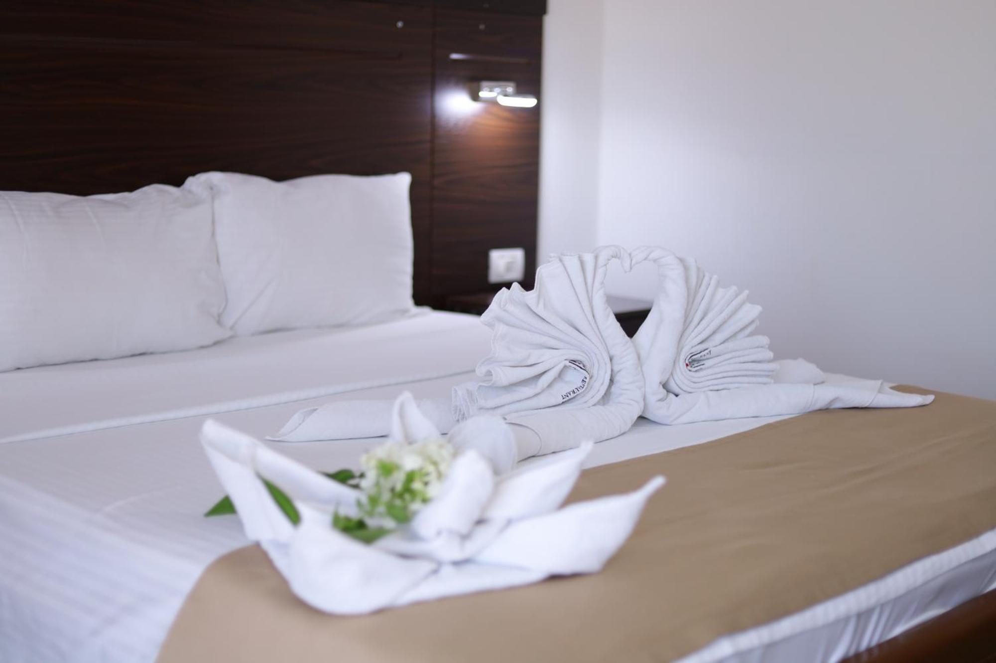 Kičevo Arabella Hotel מראה חיצוני תמונה