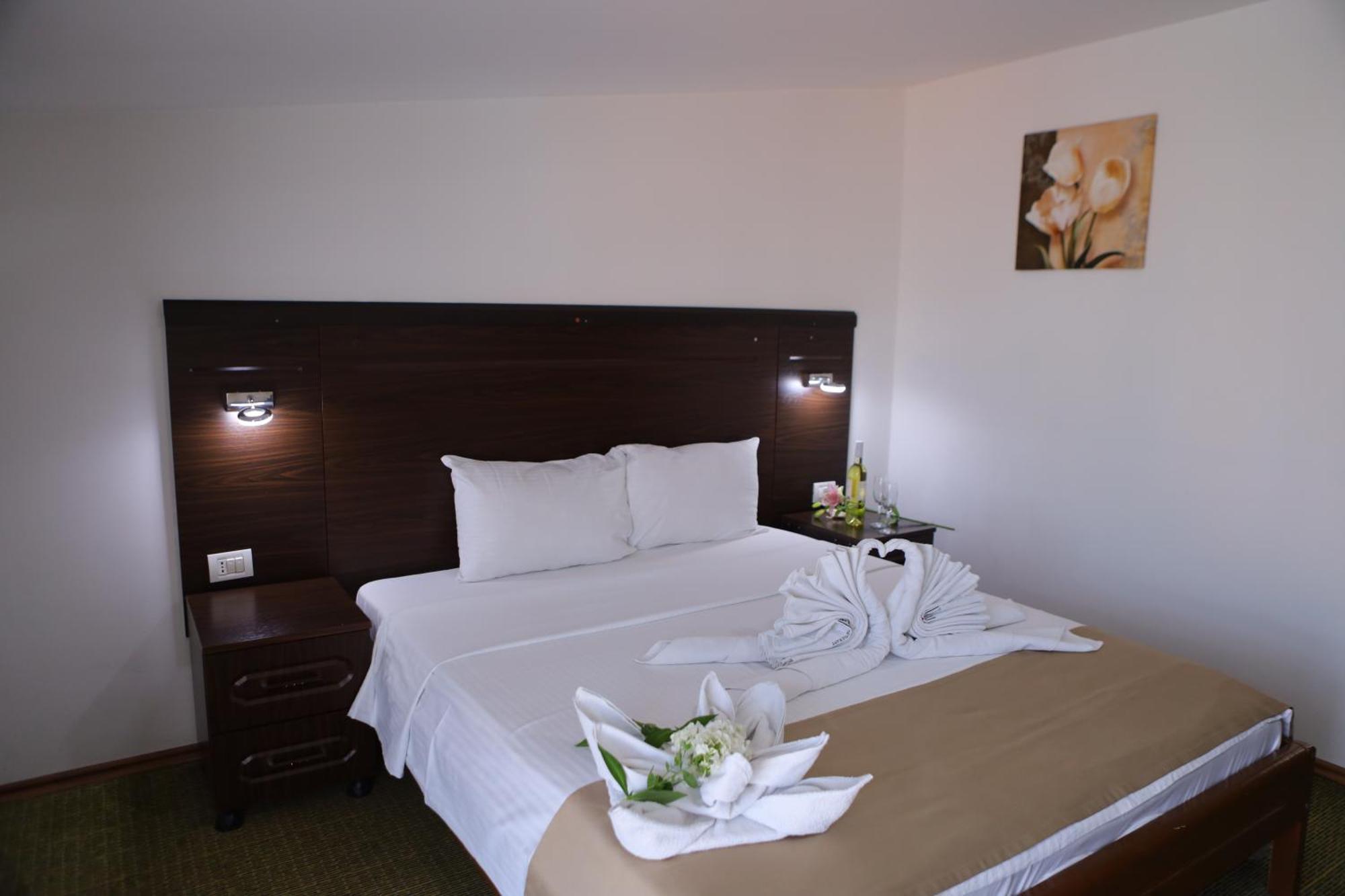 Kičevo Arabella Hotel מראה חיצוני תמונה