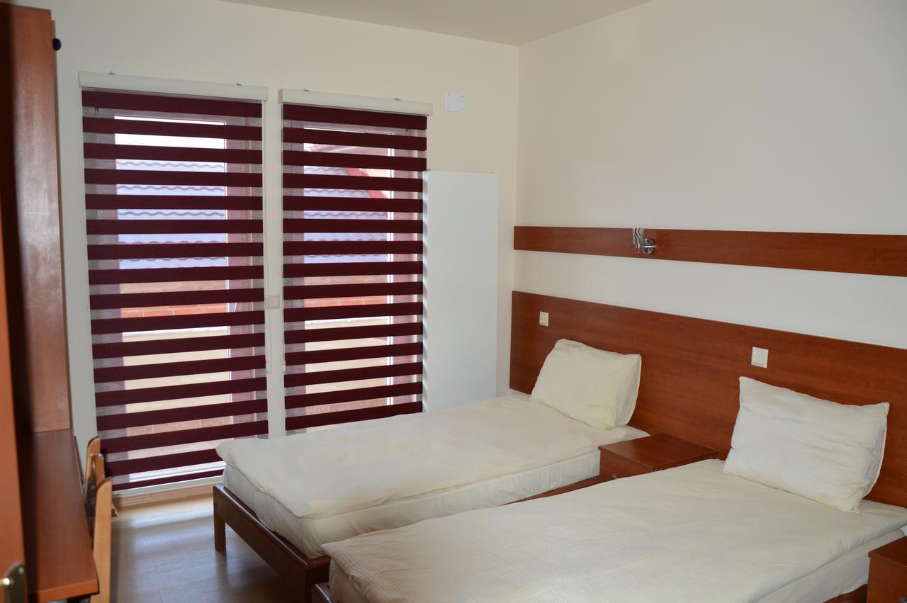 Kičevo Arabella Hotel מראה חיצוני תמונה